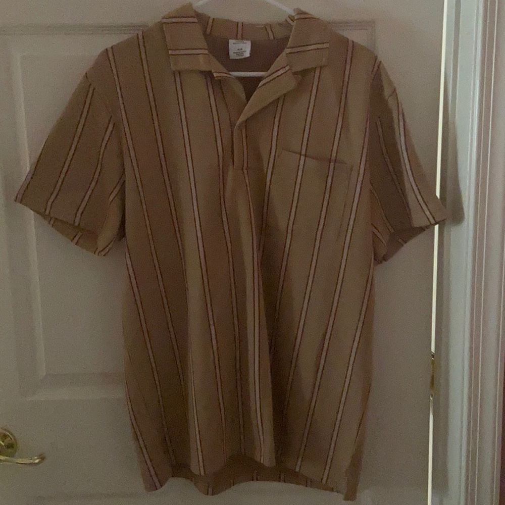 Urban Outfitters NWT Striped Collared Men’s Medium